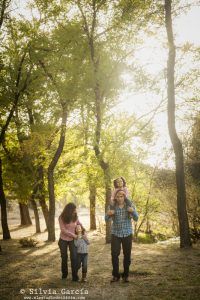 fotografia infantil, fotografia familiar Madrid, sesiones en el campo, sesiones de otoño, otoño en Sierra de Guadarrama, Sierra de Guadarrama